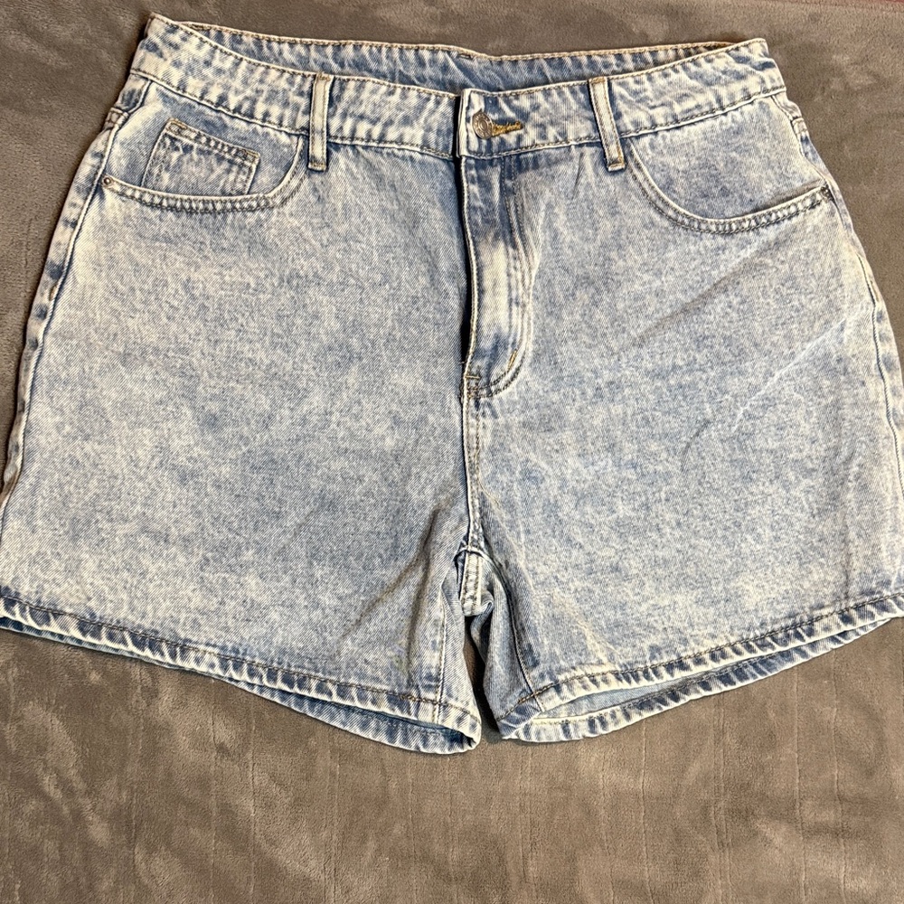 Denim Women's Shorts - SHEIN - size 32 - never worn